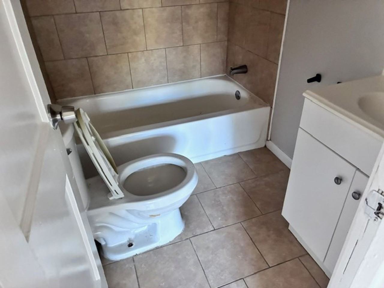 70 Lakeside Dr - Photo 6 of 18