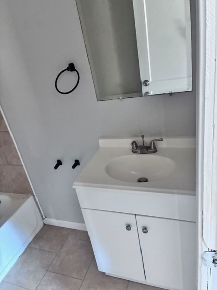 70 Lakeside Dr - Photo 7 of 18