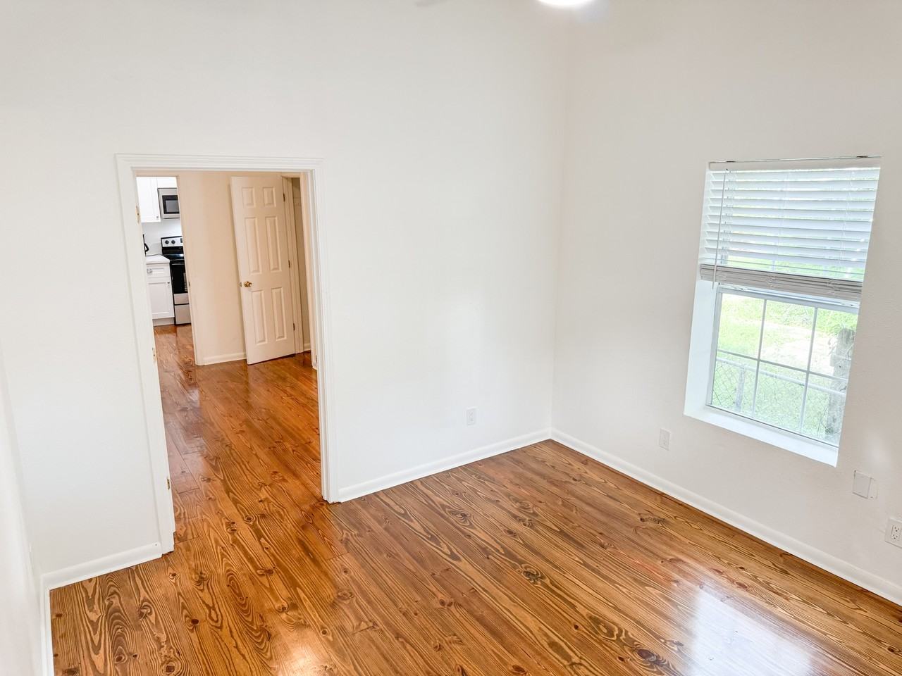 2909 Saint Peter St #2909 - Photo 6 of 13