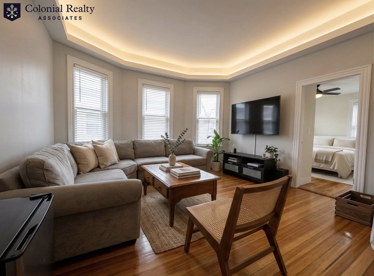 24 Farrington Ave #3 - Photo 4 of 10