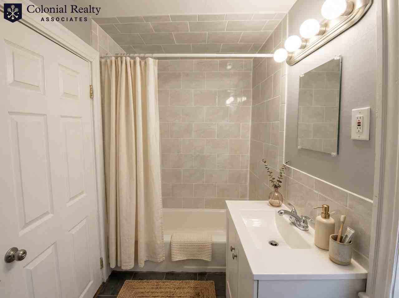 24 Farrington Ave #3 - Photo 7 of 10