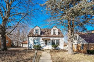 featured image of 4963 N 73rd St