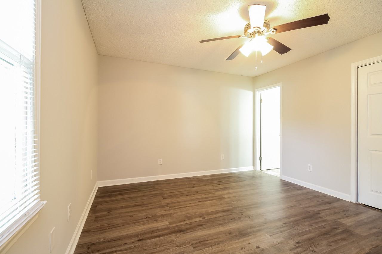 54 Seminole Dr - Photo 7 of 15