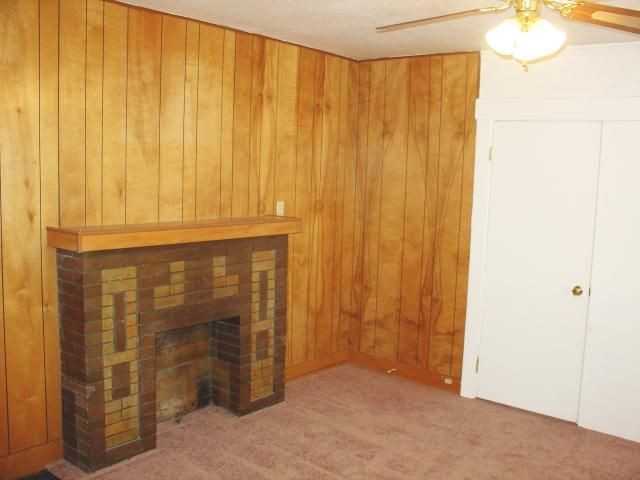 305 S 28th St #1 - Photo 2 of 5