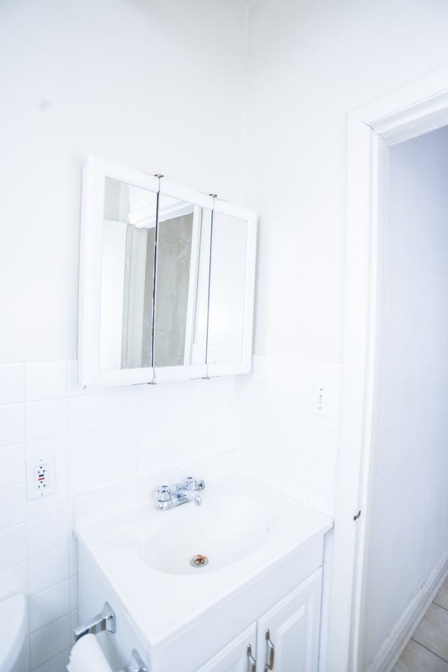 2035 W Wellington Ave #GDN - Photo 5 of 9