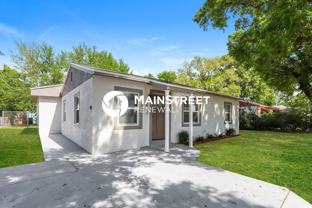 3911 W Walnut St - Photo 1 of 1