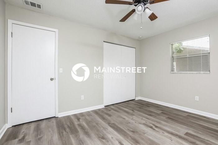 7357 Riverside Pl - Photo 7 of 16