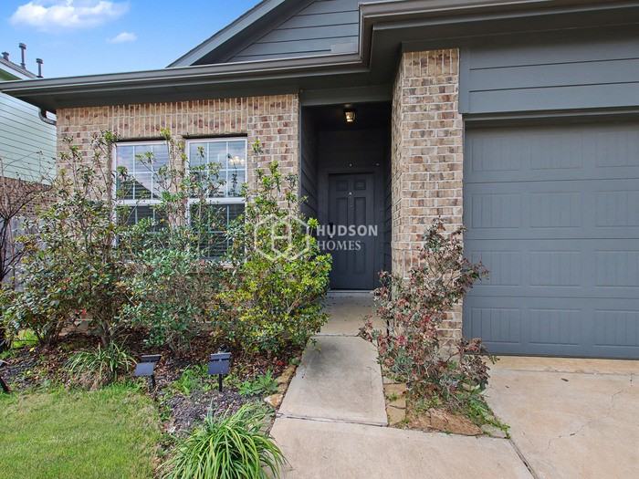 18870 Cedar Birch Ln - Photo 4 of 21