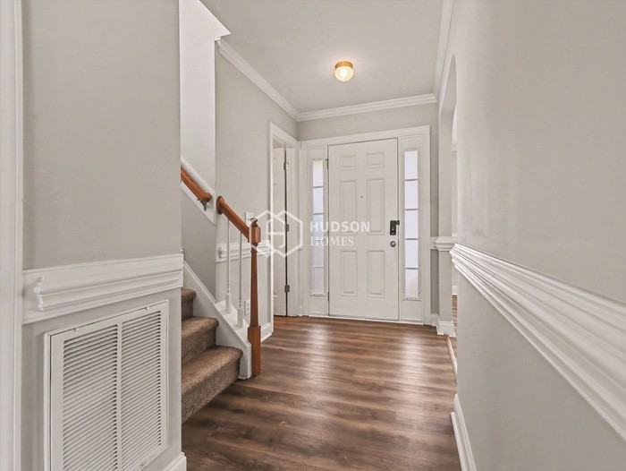 1728 Heisser Ln - Photo 2 of 17