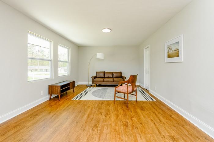 17 Gilbert Ct - Photo 2 of 19