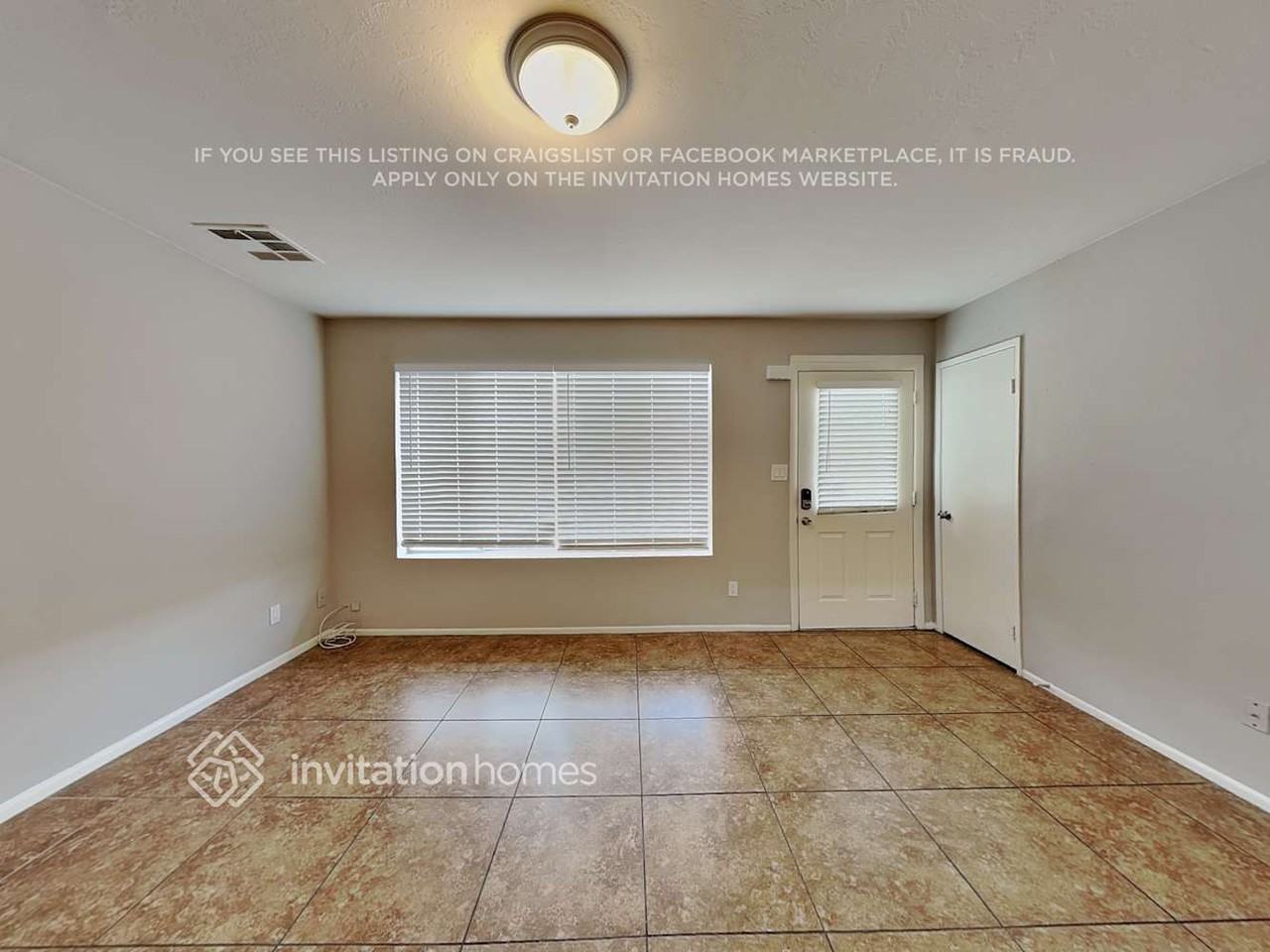 19231 N 17th Dr - Photo 3 of 18