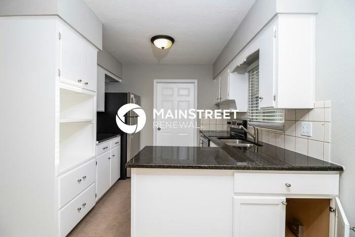 5931 Olive Ave - Photo 6 of 16