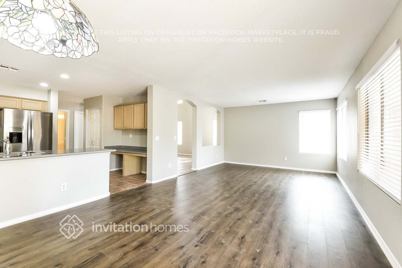 6991 W Kings Ave - Photo 4 of 16