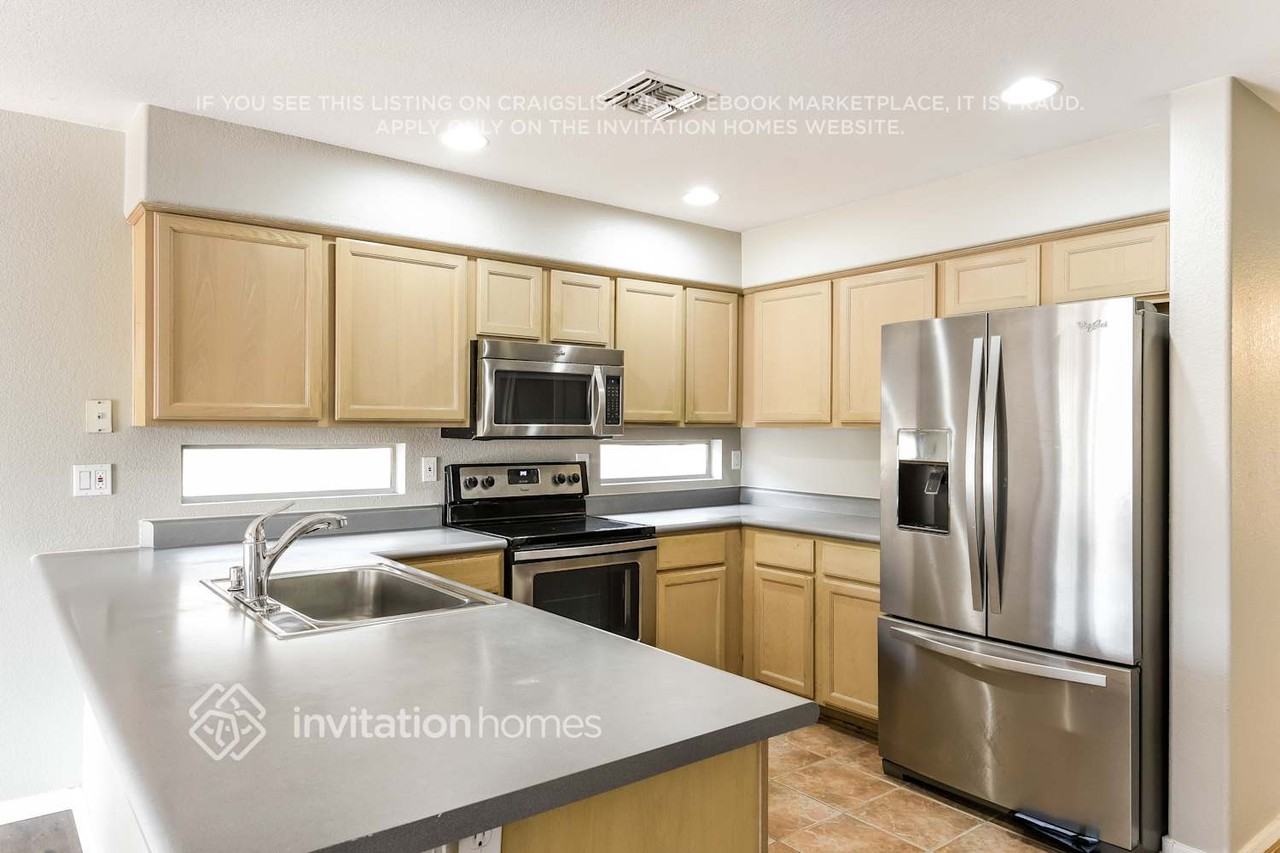 6991 W Kings Ave - Photo 5 of 16