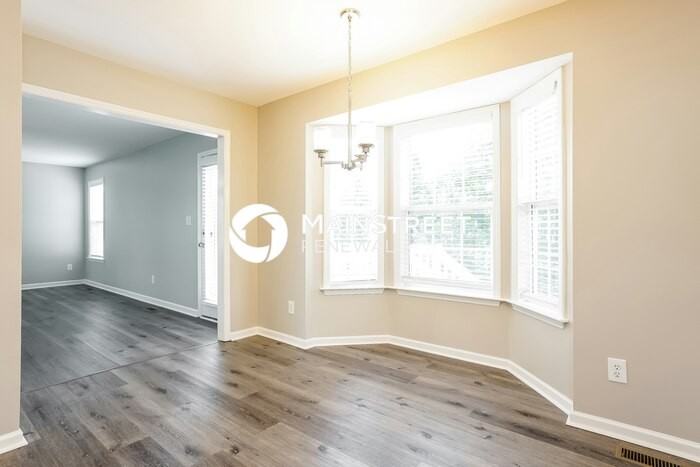 114 Clarence Ln - Photo 6 of 18