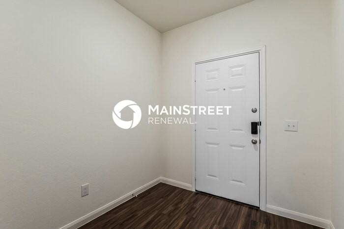 5018 Firefly Hls - Photo 4 of 17