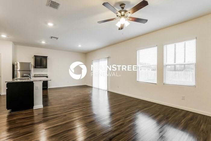 5018 Firefly Hls - Photo 5 of 17