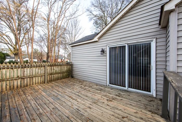 508 Marsh Rd - Photo 6 of 38