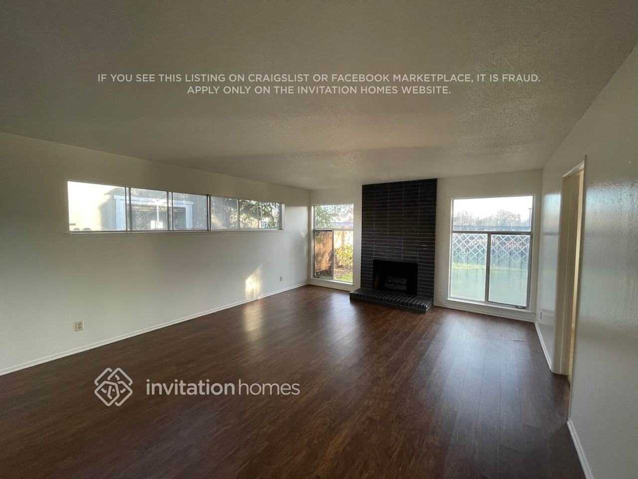 7000 Carriage Dr - Photo 3 of 12