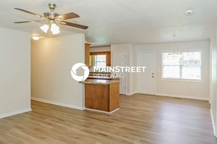 417 Congress Dr - Photo 5 of 16