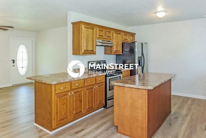 417 Congress Dr - Photo 7 of 16