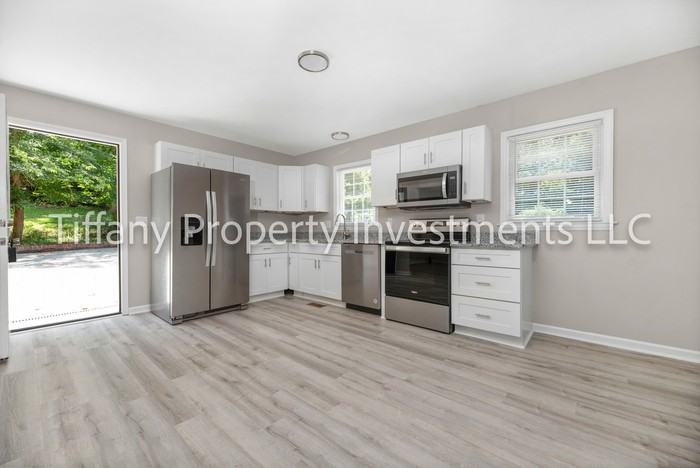 8901 Richardson King Rd - Photo 4 of 22