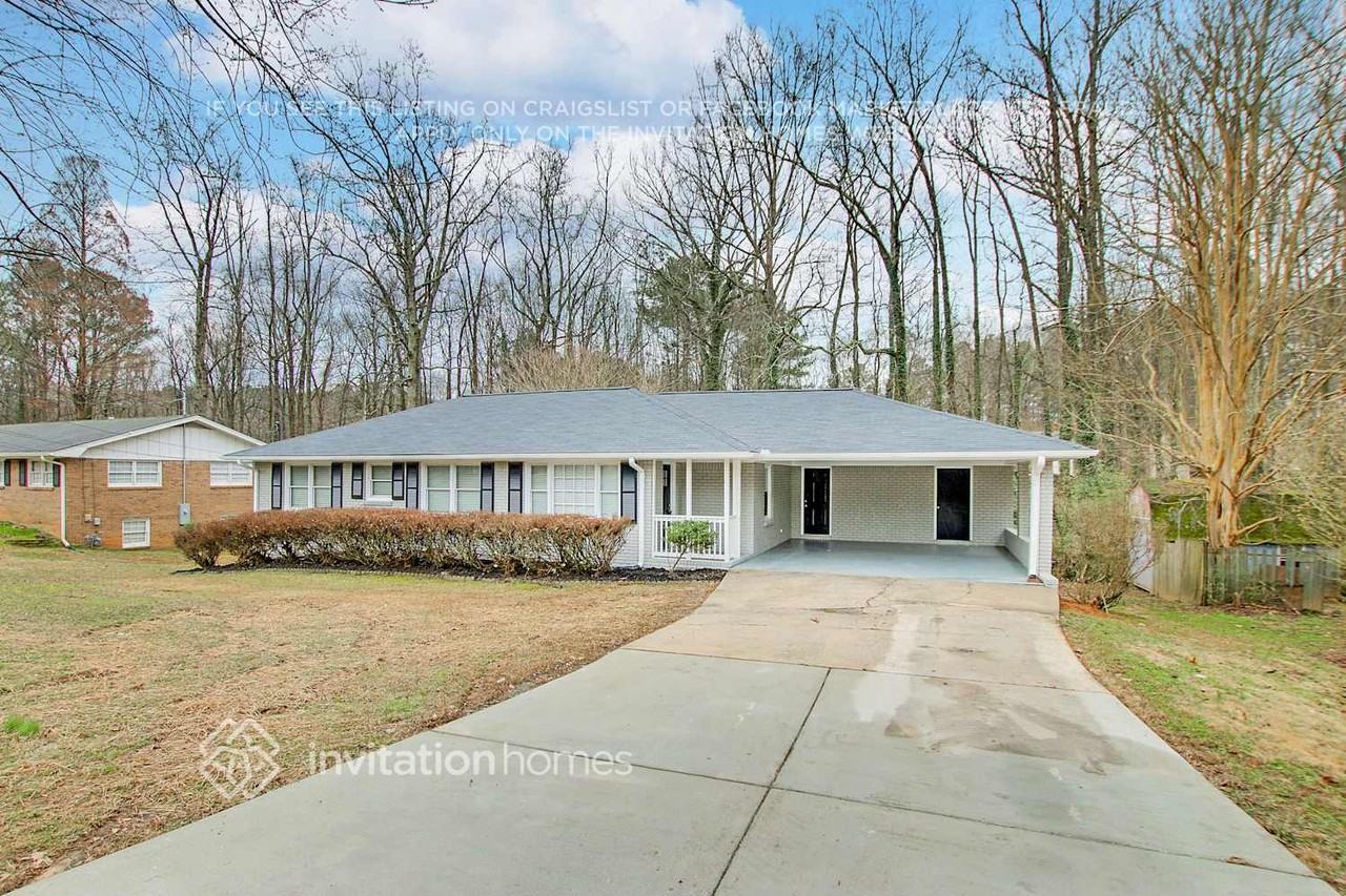 637 Carlouetta Rd Sw - Photo 3 of 26