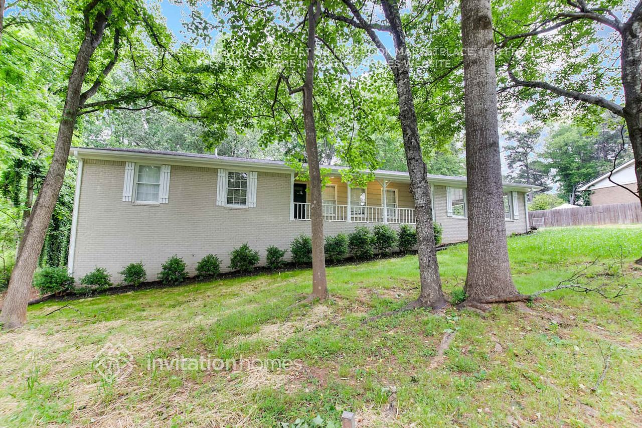 6236 Shallow Creek Ln - Photo 2 of 17