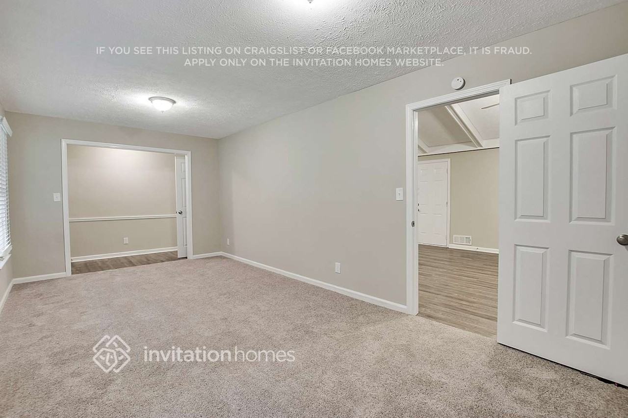 6236 Shallow Creek Ln - Photo 7 of 17