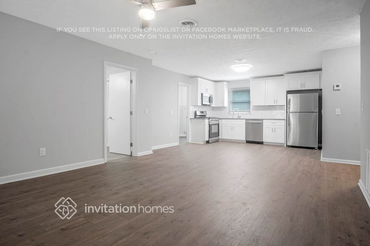 210 Meadowbrook Dr - Photo 2 of 19