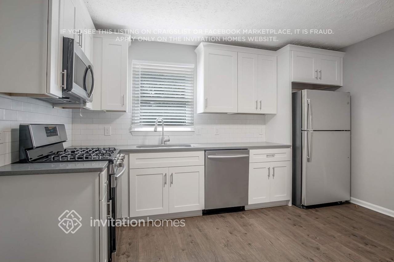 210 Meadowbrook Dr - Photo 7 of 19