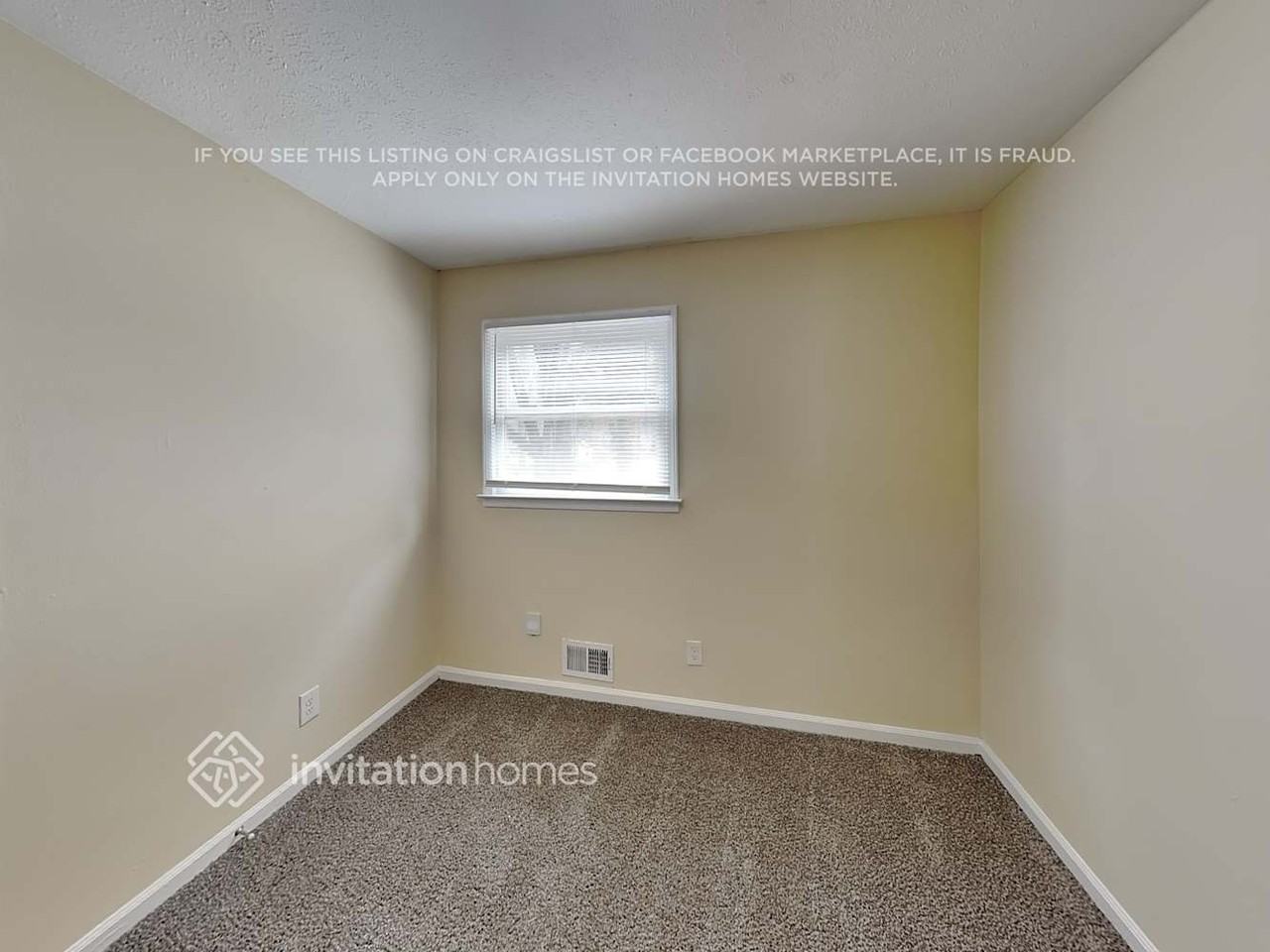 2060 Sanders Dr - Photo 6 of 17