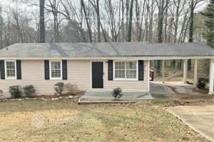 featured image of 3552 Meadowview Dr