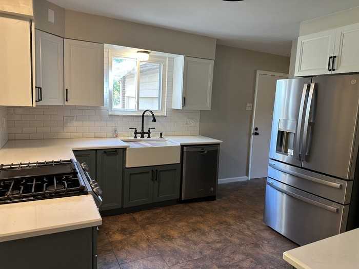 7 Dana Dr - Photo 2 of 26