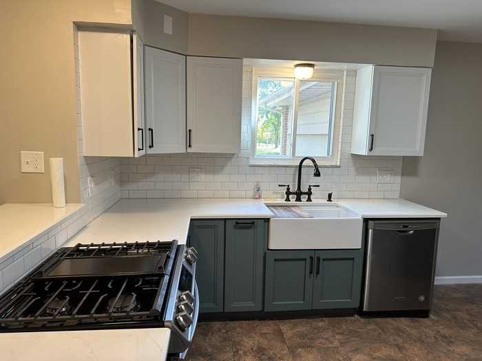 7 Dana Dr - Photo 4 of 26