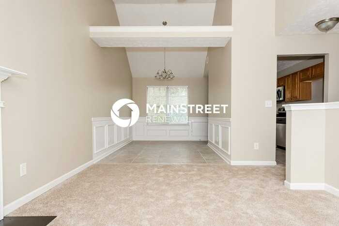 2091 Dylan Ct - Photo 2 of 17