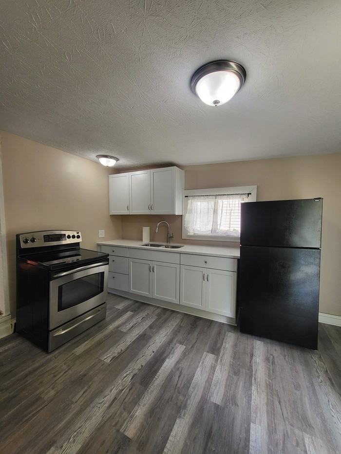 125 Washington St - Photo 7 of 16