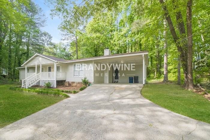 1066 Basswood Ct - Photo 2 of 23