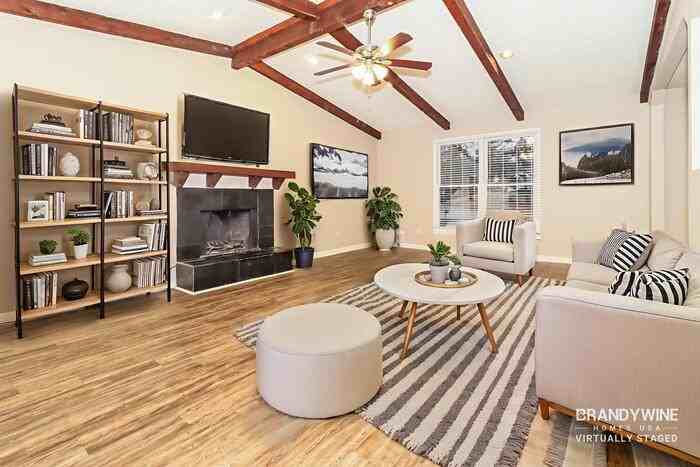 1066 Basswood Ct - Photo 4 of 23