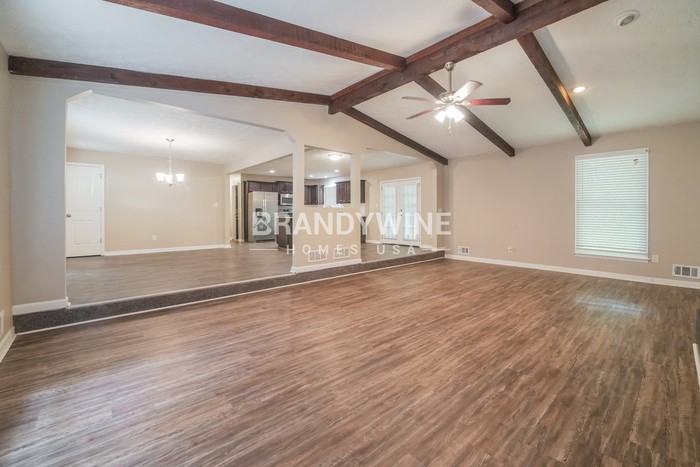 1066 Basswood Ct - Photo 6 of 23