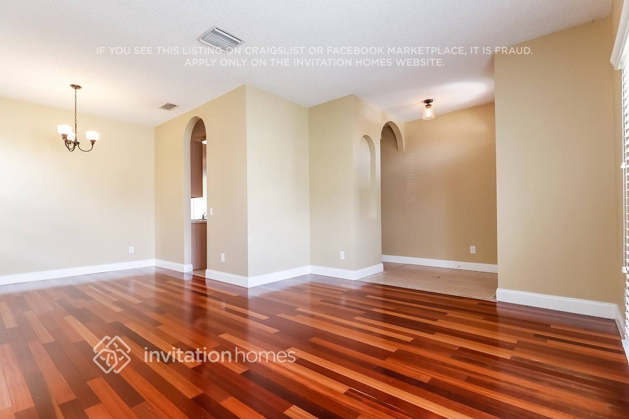 1743 Roseroot Ct - Photo 2 of 13