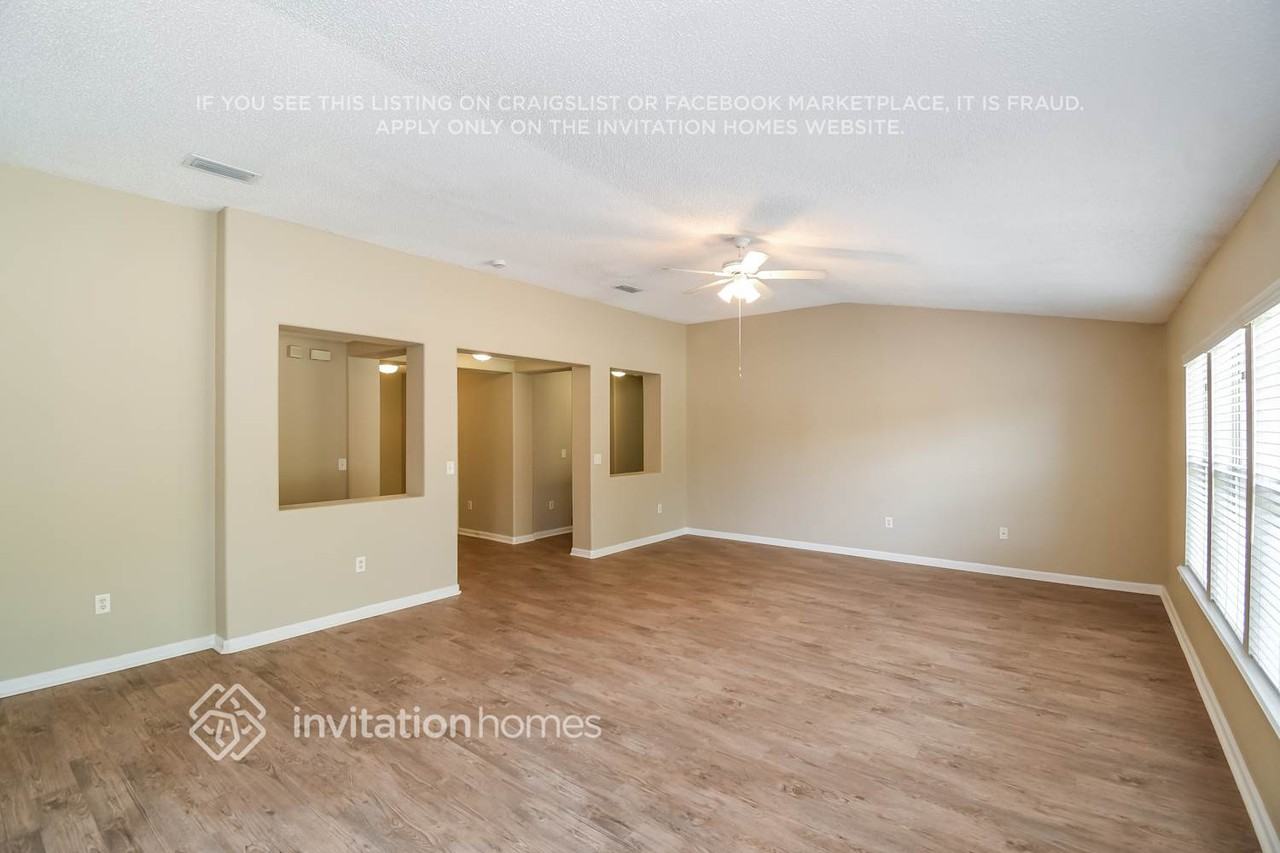 11633 Brian Lakes Dr - Photo 5 of 17