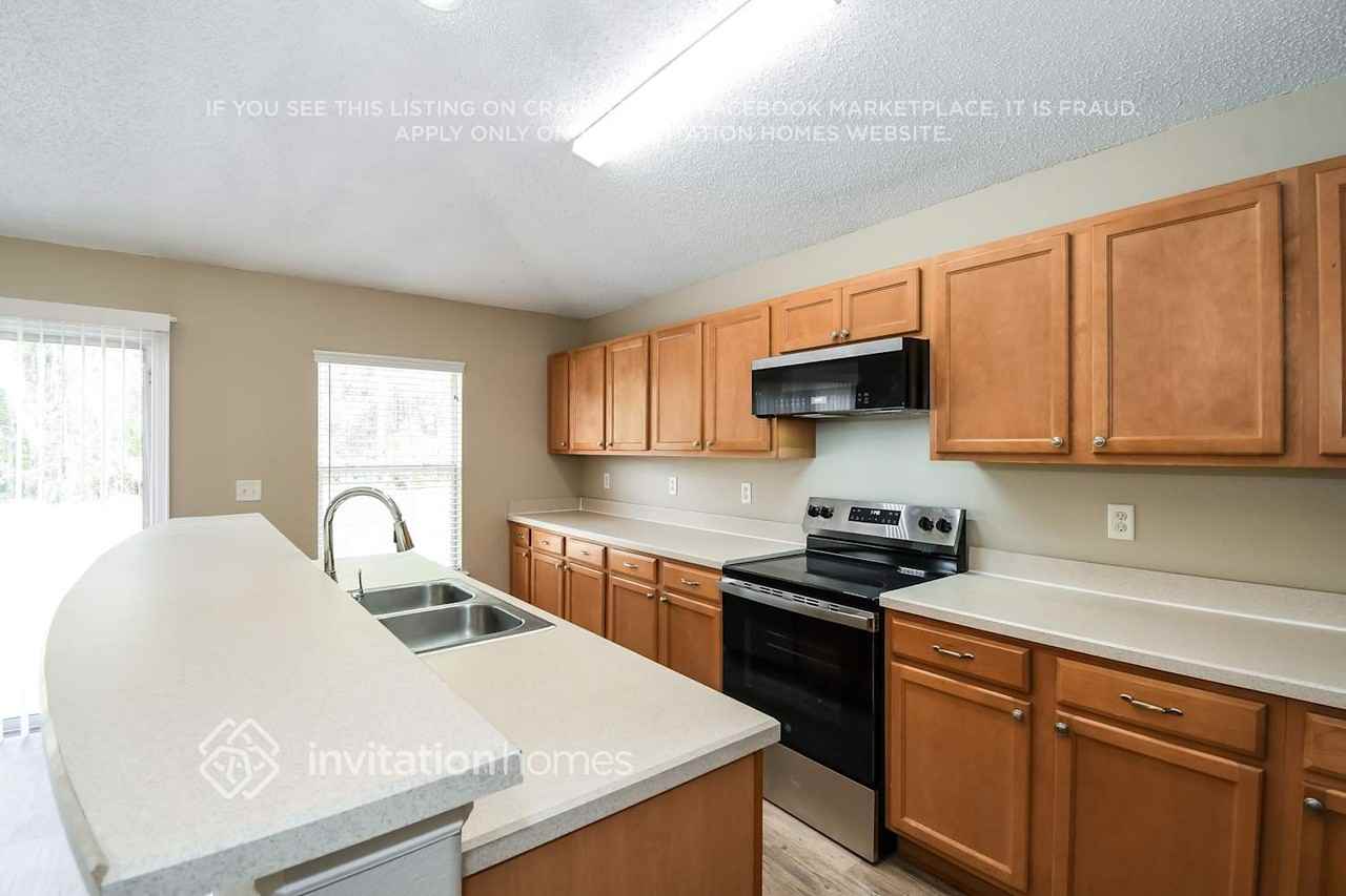 11633 Brian Lakes Dr - Photo 6 of 17