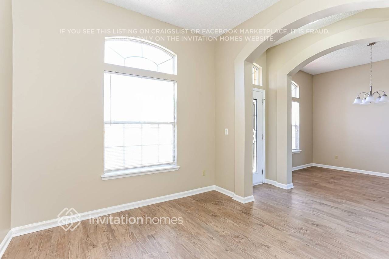 559 Ashcroft Landing Dr - Photo 3 of 17