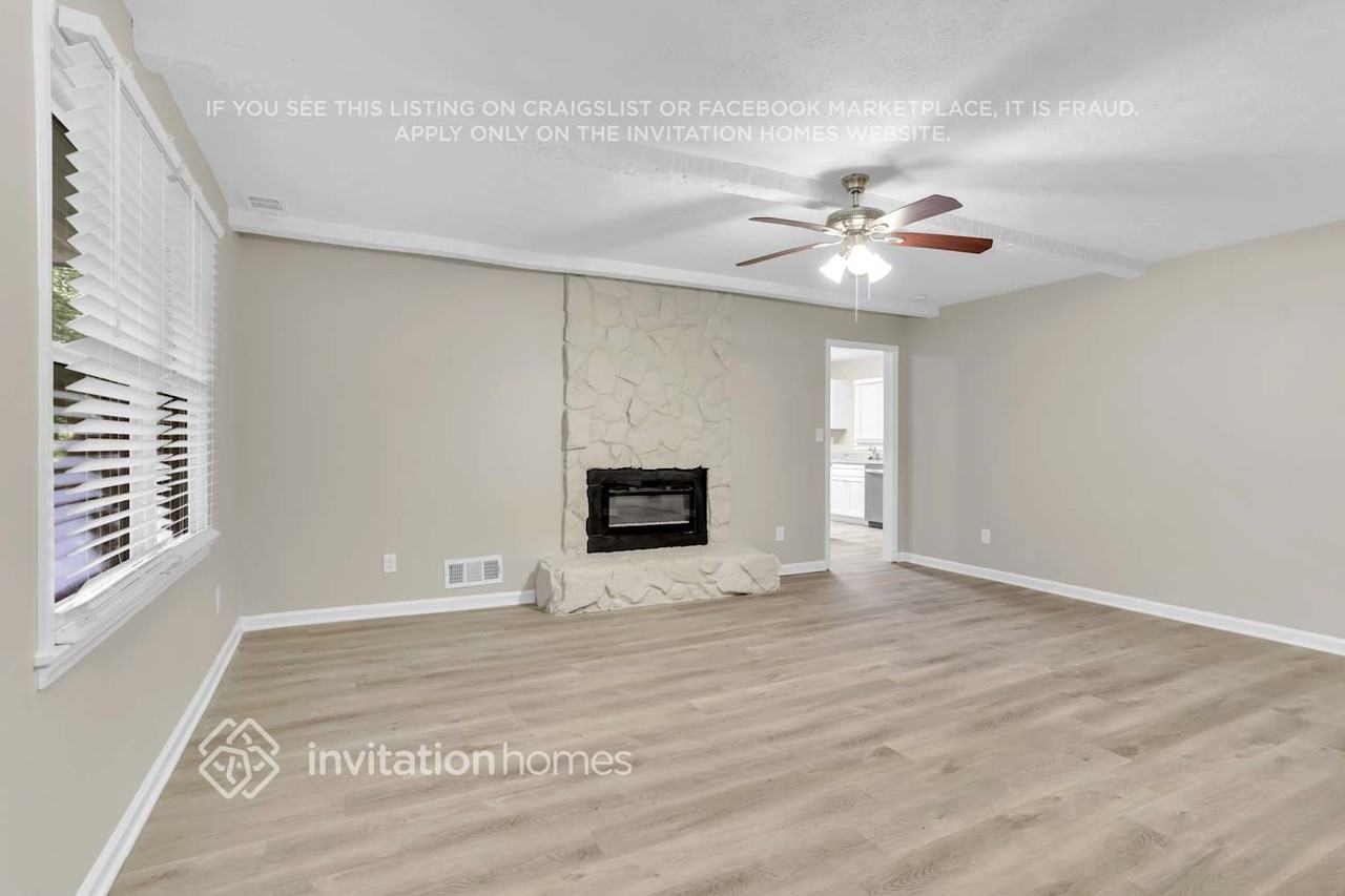 7270 Oswego Trl - Photo 4 of 19