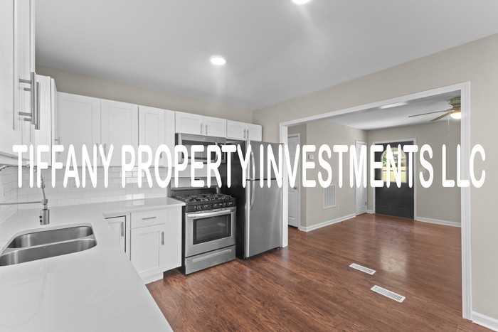 654 Dundeen Dr - Photo 5 of 23