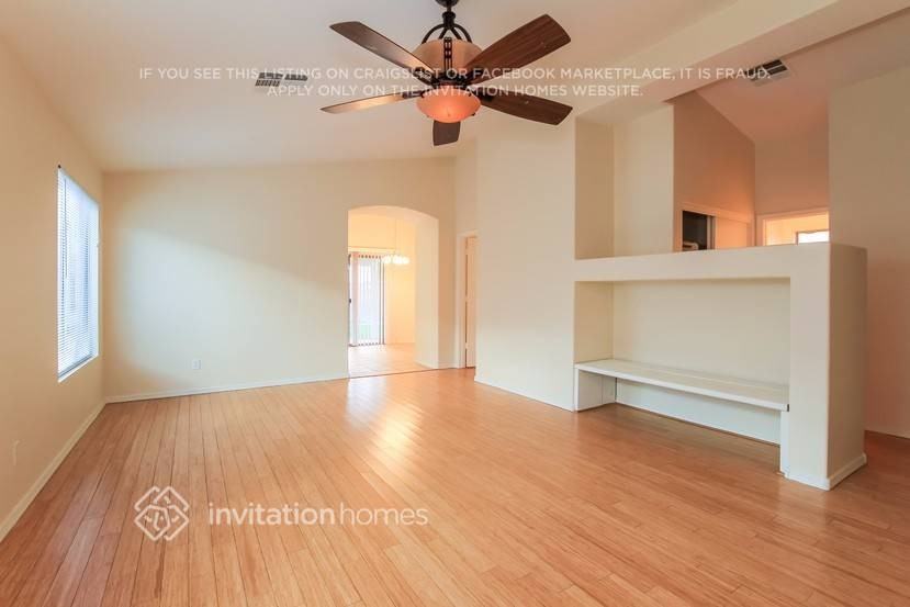 14850 W Caribbean Ln - Photo 4 of 26