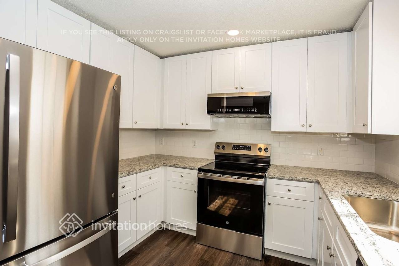 9224 Stone Abbey Pl - Photo 7 of 17