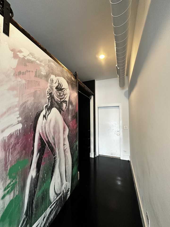 2500 W Chicago Ave #2E - Photo 3 of 12