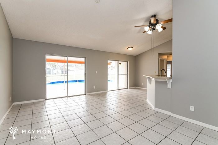 1115 Zachary Ridge Ct - Photo 4 of 15